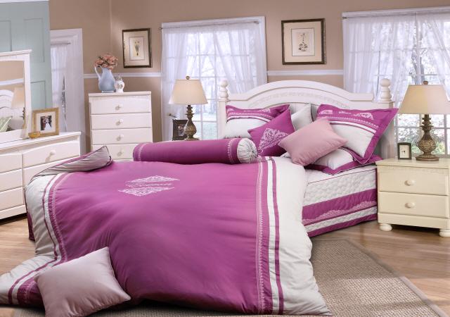 Wedo thiết kế phòng ngủ màu tím đẹp