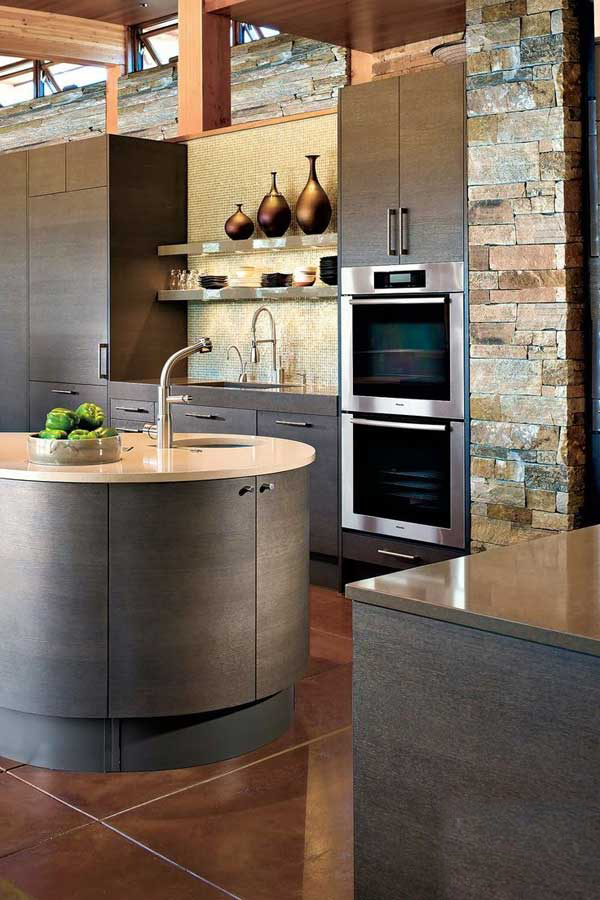 Wedo thiết kế nội thất nhà bếp đẹp với đá tự nhiên