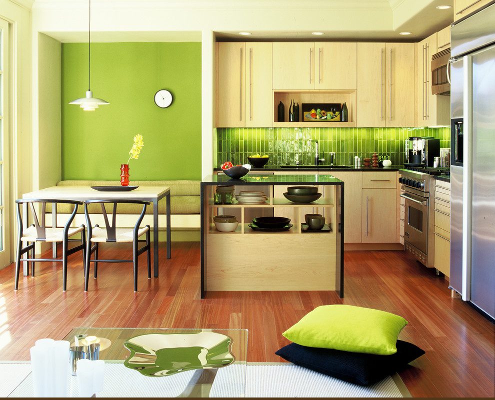 Wedo thiết kế nội thất đáng yêu và tươi mát cho nhà bếp với màu xanh lá cây và gỗ tự nhiên