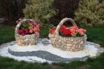 thiết kế tiểu cảnh sân vườn đẹp với đá cuội