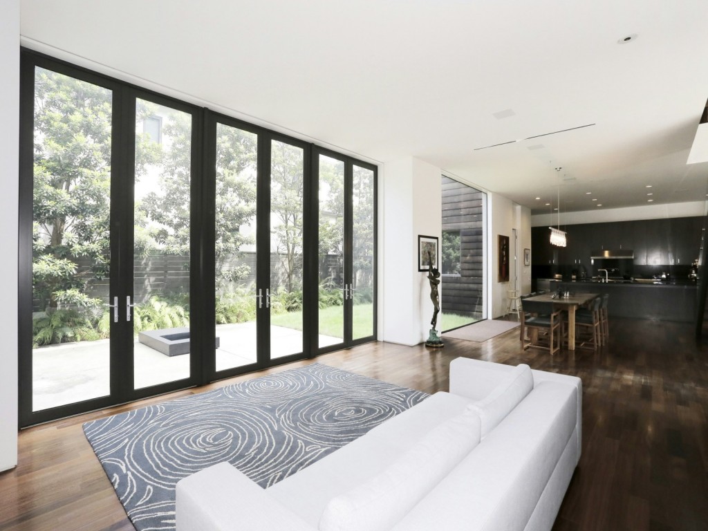mẫu thiết kế nội thất phòng khách hiện đai, đơn giản và tiện nghi